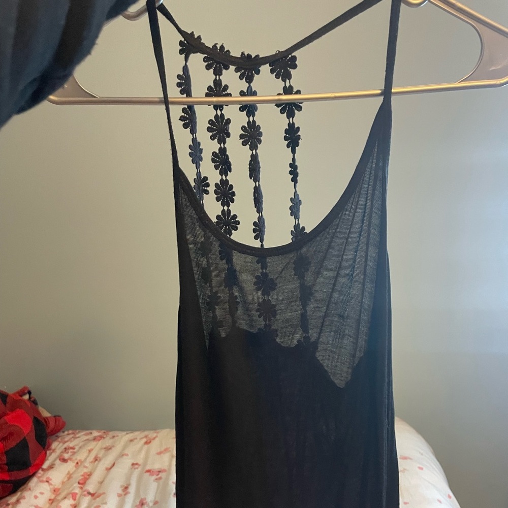 flowy tank